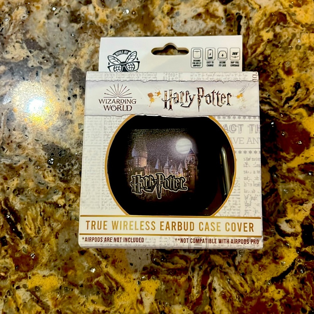 Harry Potter wireless earbud case